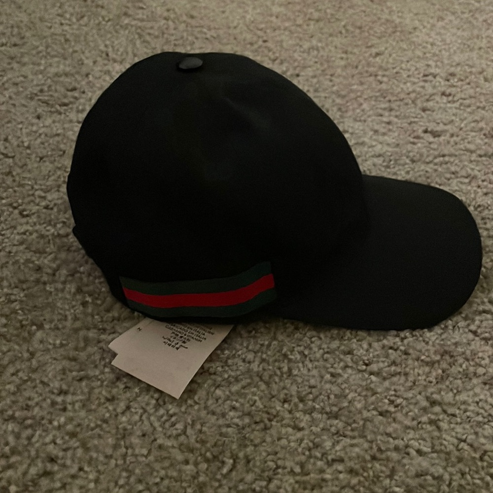 Black Gucci hat